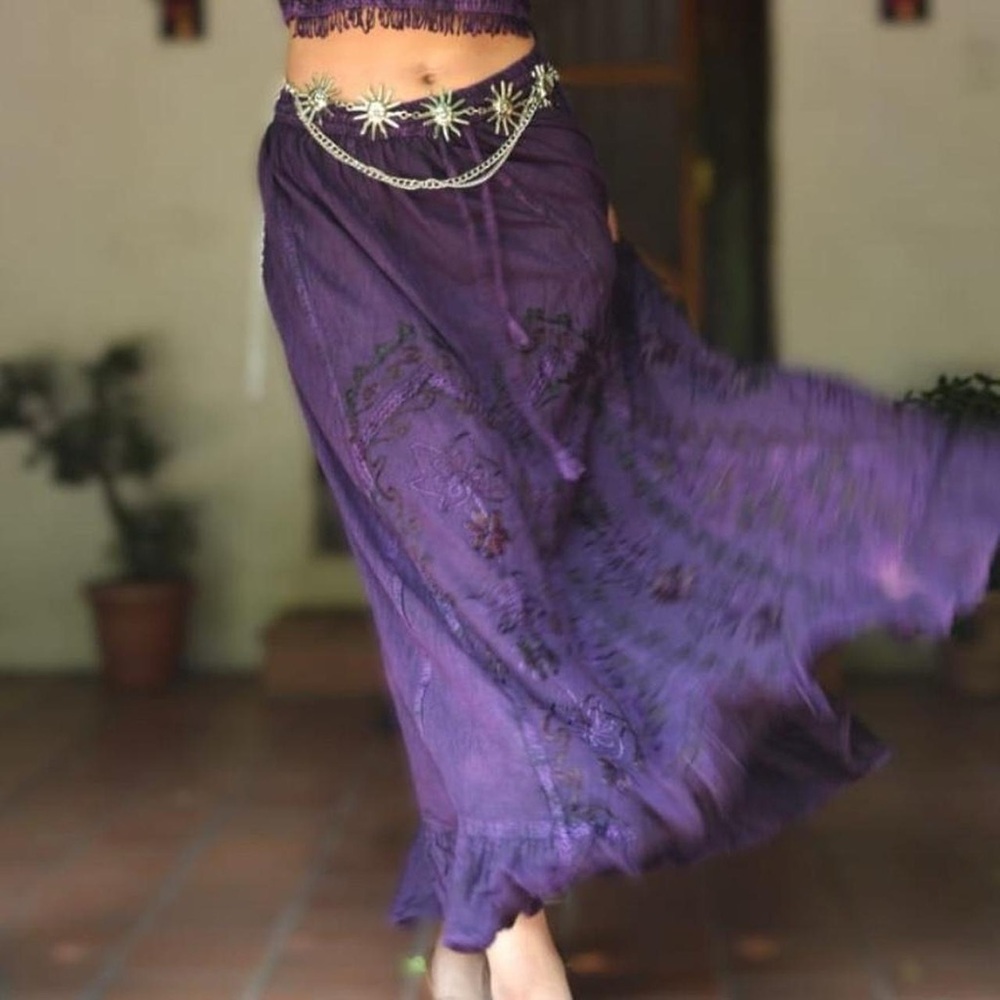 Purple VintageVibe Maxi Skirt Floral Patchwork and Embroidery - Picture 6 of 9